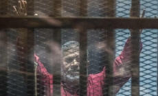 Égypte: report du verdict du procès du ex-président Mohamed Morsi pour espionnage au profit de Qatar